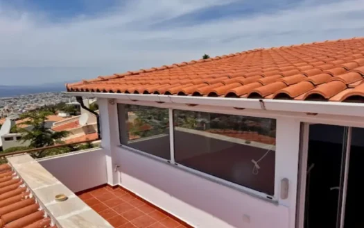 Μονοκατοικία στη Βούλα προς πώληση με θέα θάλασσα